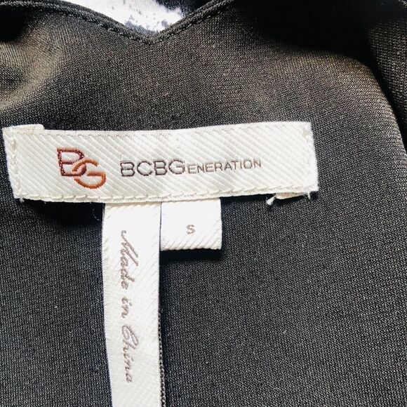 BCBGeneration Splash Design V Neck Dress Small - Picture 6 of 6